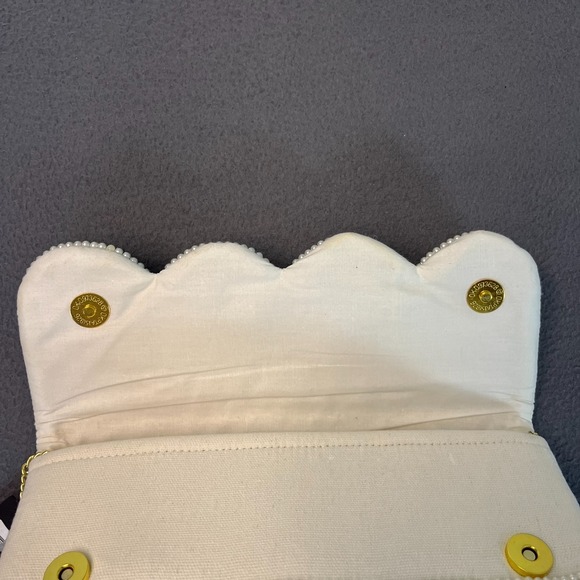 Lulus Women's Small Ivory White Gold Beaded Clutch Scalloped Bag 100% Cotton NWT - Picture 4 of 10